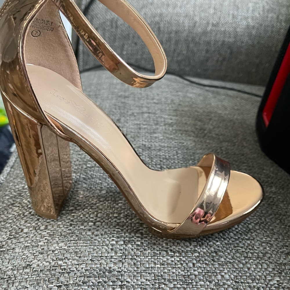 rose gold heels